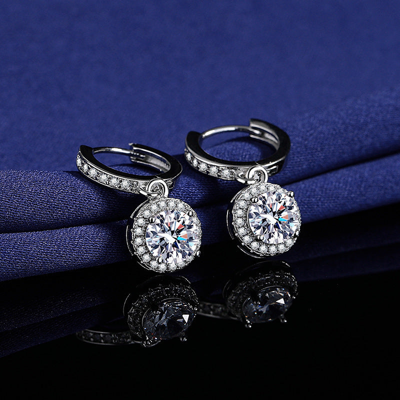 Aretes plateados de estilo coreano