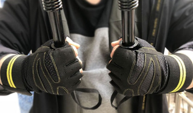 Guante Deportivo de medio dedo - nexbuy.com.mx