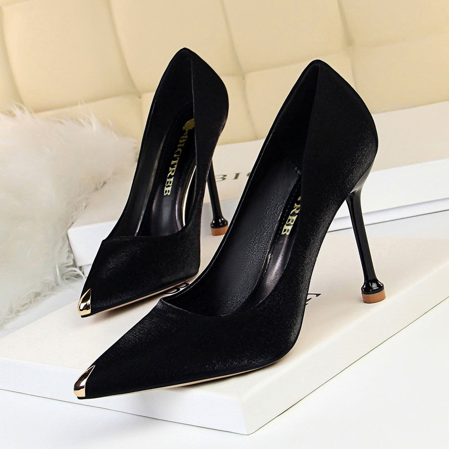 Tacones de Aguja de Satín Metalizado – Glamour Europeo para Brillar con Elegancia - nexbuy.com.mx