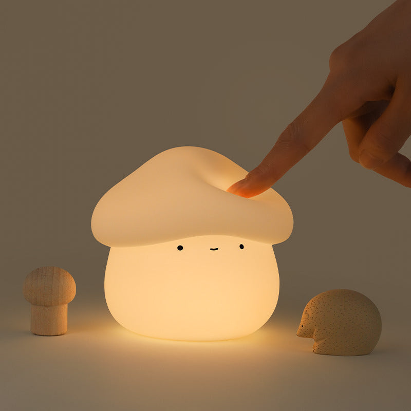 Lámpara Pequeña en Forma de Hongo de Silicona Mushroom Companion - Luz Suave para Dormir - nexbuy.com.mx