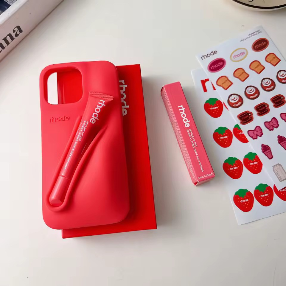 Lip Case RHODE