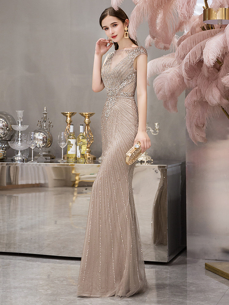 Elegante vestido de noche largo