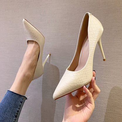 Tacón Alto Puntiagudo con Punta de Estilete – Elegancia Audaz con Estilo Femenino - nexbuy.com.mx