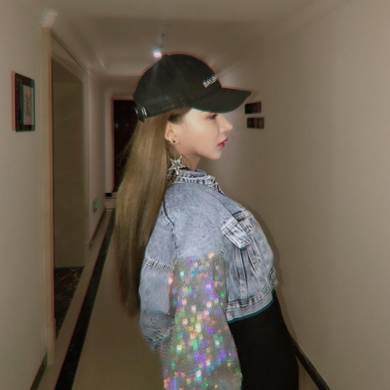 Jacket Top de Mezclilla con Lentejuelas – Estilo Brillante y Moderno para Mujer - nexbuy.com.mx