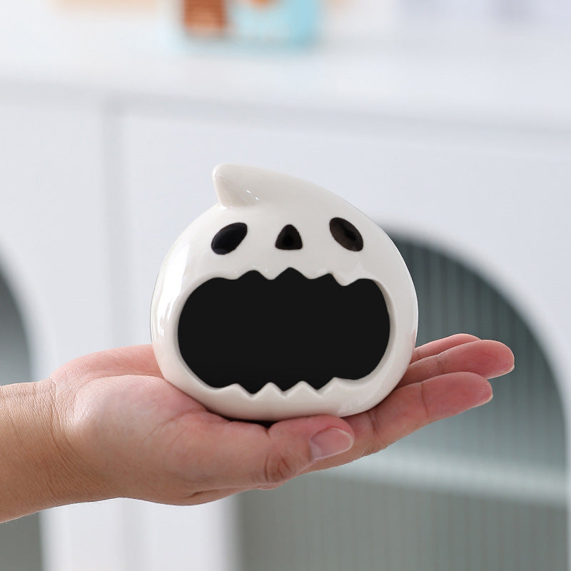 Cenicero con forma de fantasma - nexbuy.com.mx