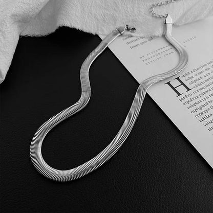 Collar de Acero Titanio Diseño Geométrico