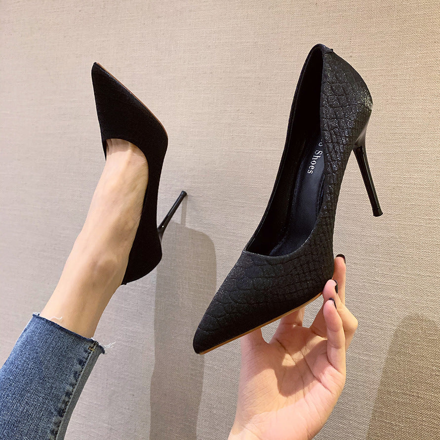 Tacón Alto Puntiagudo con Punta de Estilete – Elegancia Audaz con Estilo Femenino - nexbuy.com.mx
