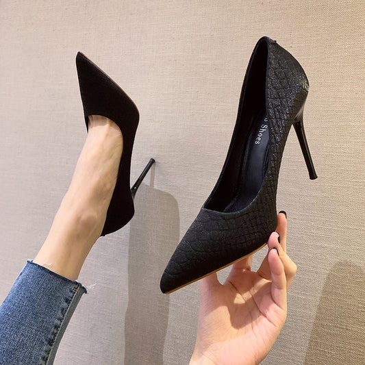 Tacón Alto Puntiagudo con Punta de Estilete – Elegancia Audaz con Estilo Femenino - nexbuy.com.mx