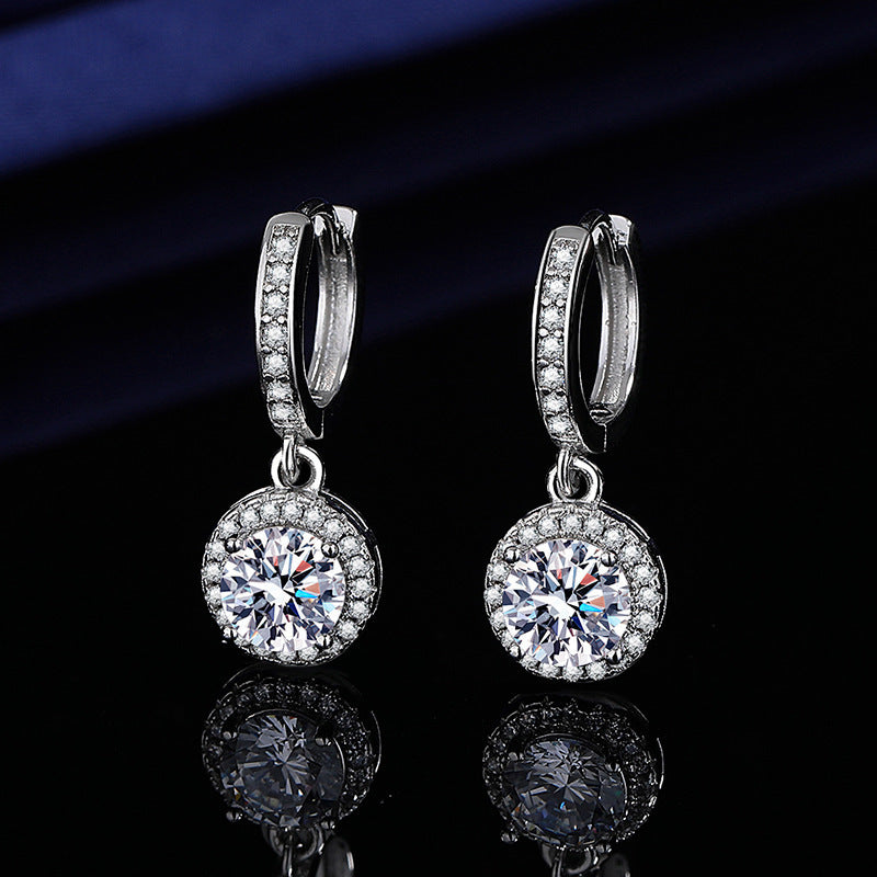 Aretes plateados de estilo coreano