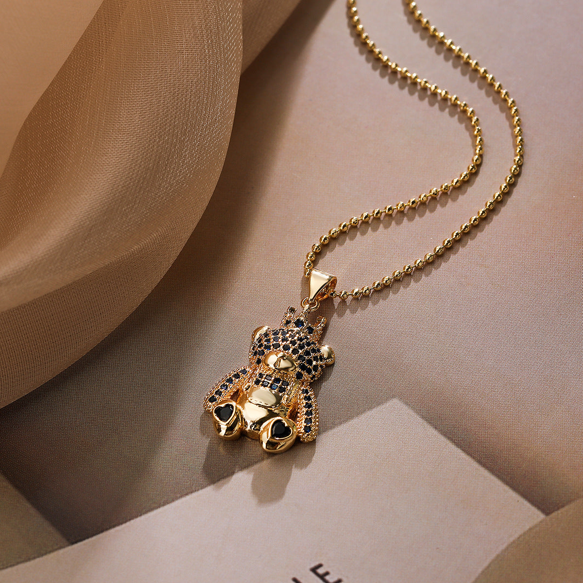 Collar con colgante de oso con zirconias - nexbuy.com.mx