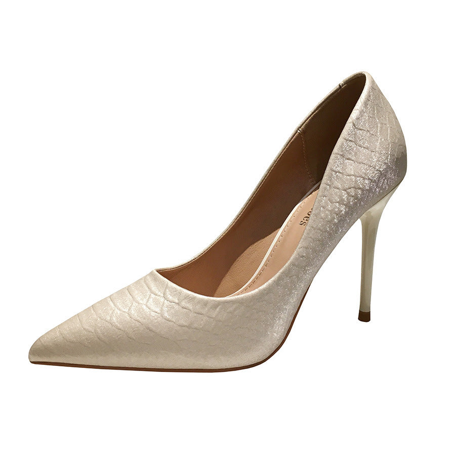 Tacón Alto Puntiagudo con Punta de Estilete – Elegancia Audaz con Estilo Femenino - nexbuy.com.mx