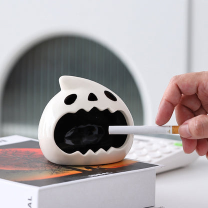 Cenicero con forma de fantasma - nexbuy.com.mx