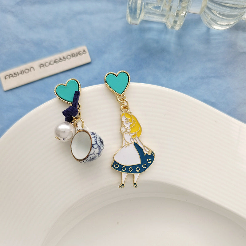 Pendientes Alicia en el país de las maravillas - nexbuy.com.mx