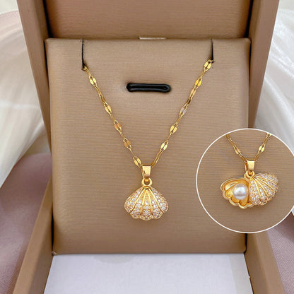 Collar de perlas con brillantes