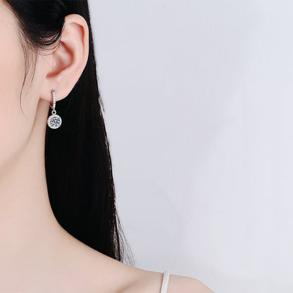 Aretes plateados de estilo coreano