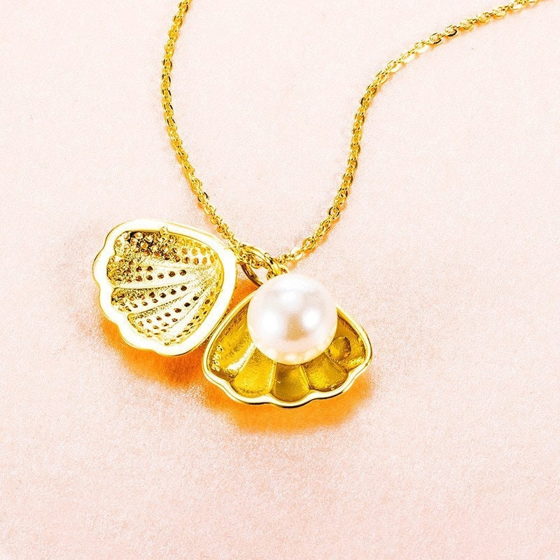 Collar de perlas con brillantes